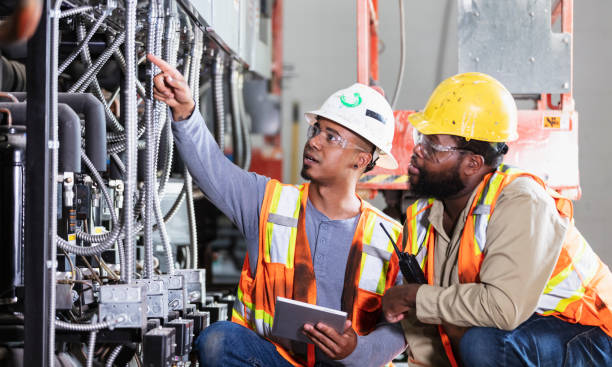 Best Local Electrician Companies  in Wetherington, OH